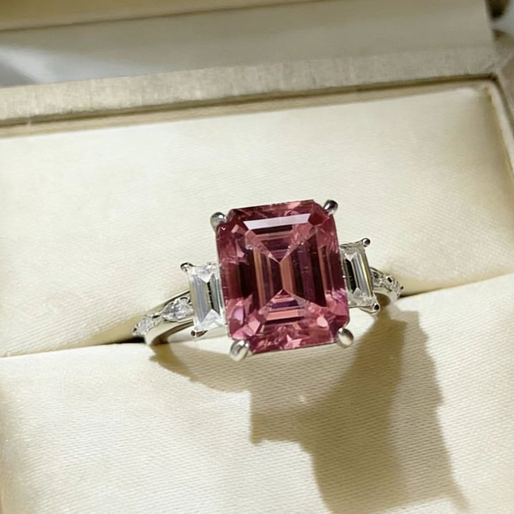 e1a217df-c161-45e1-8f42-06fcd997d0d3-Max